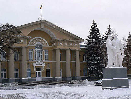 Ростовская область, администрация Волгодонска и Волгодонская городская дума. Фото с сайта http://ru.wikipedia.org