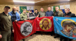 Апти Алаудинов среди представителей движения "Сорок Сороков". Скриншот фото из Telegram-канала "Кормухин"