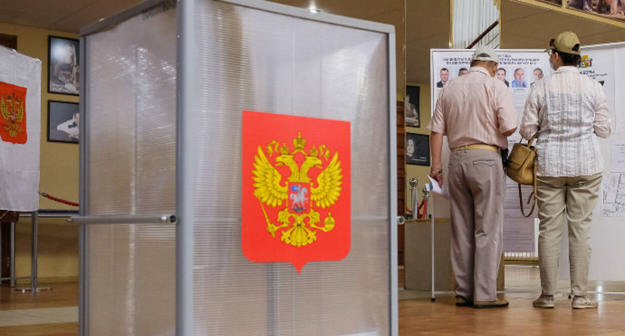 Избирательный участок. Фото Елены Синеок, Юга.ру