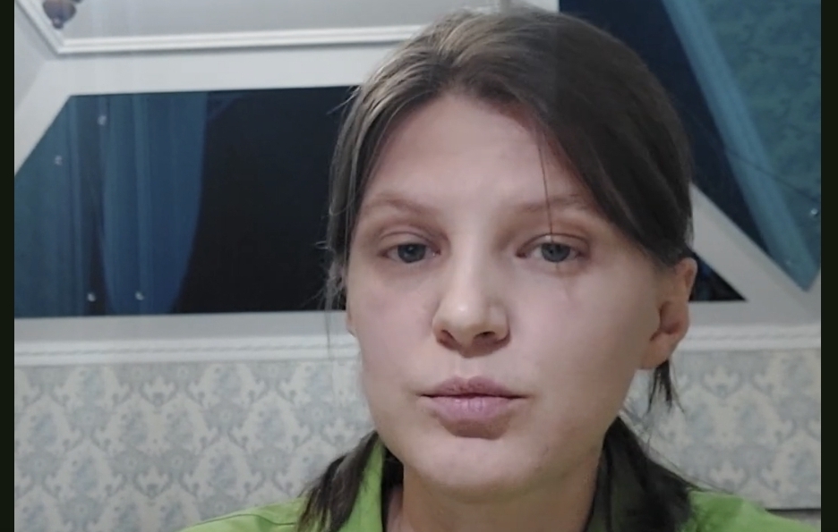 Юлия Мельниченко. Кадр видеообращения на YouTube