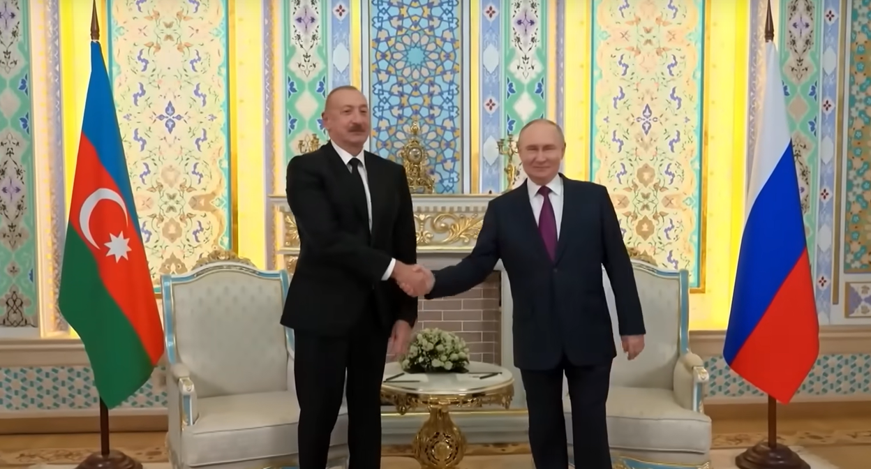 Встреча Алиева и Путина в Душанбе, 9 октября 2025 года. Кадр видеосюжета Baky TV / YouTube